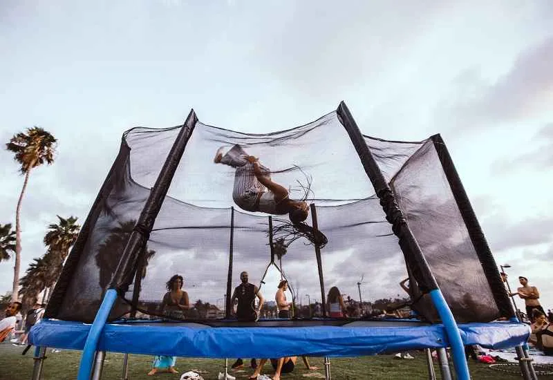 Trampoline