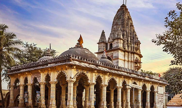 09. Krishna Sudama Mandir