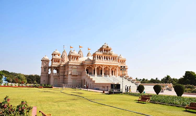 07. Shri Hari Mandir