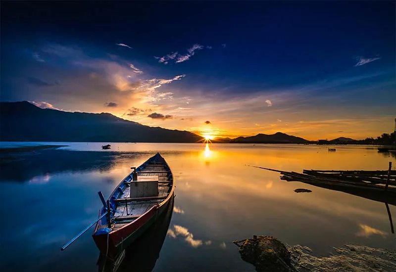01. Boating