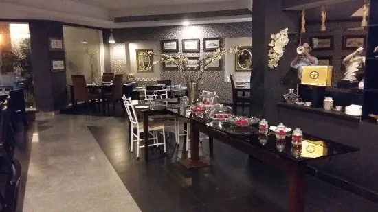 12. Shiraz Art Cafe