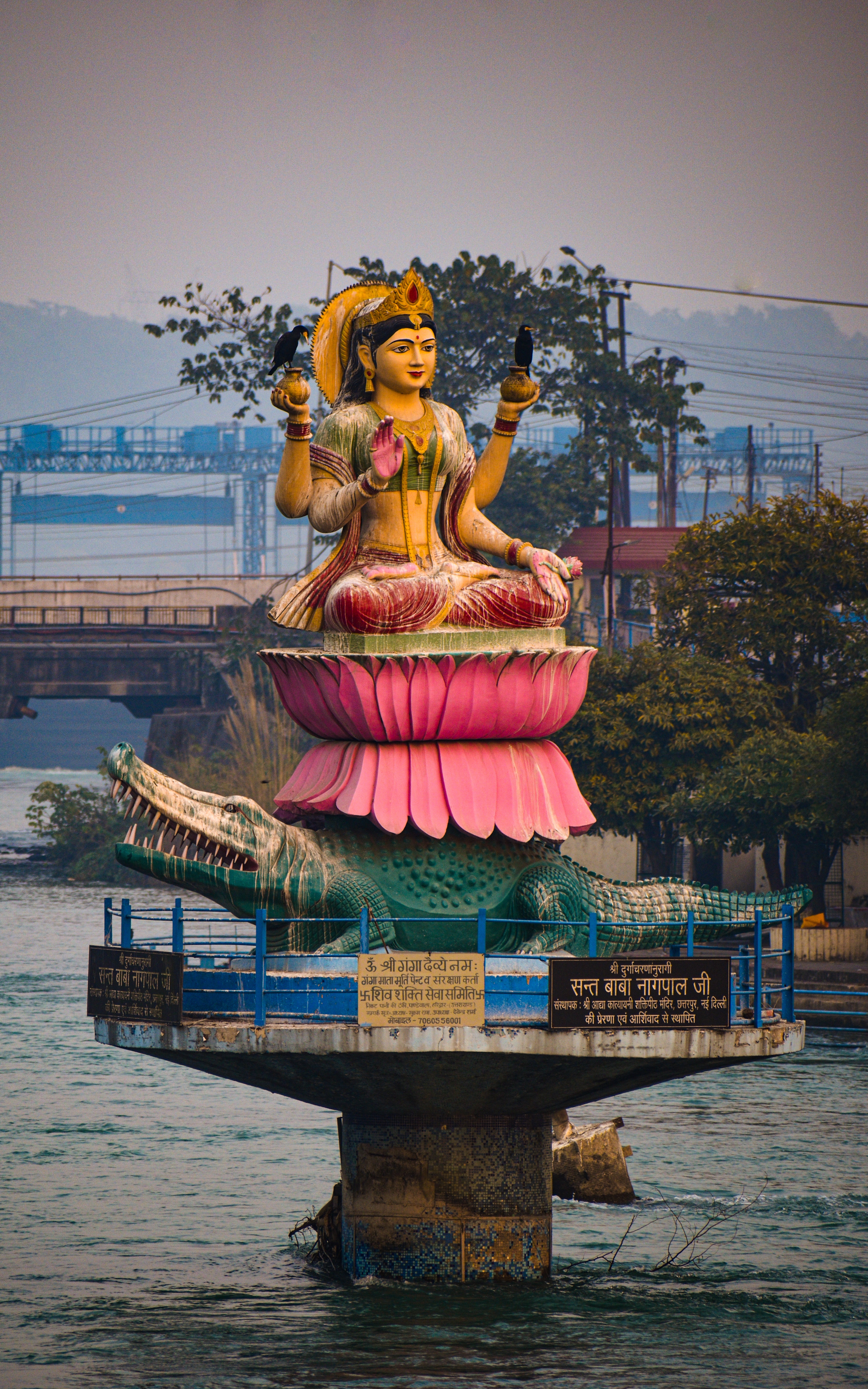 A Temple In Haridwar Uttarakhand India Gold Old Spiritual Photo Background  And Picture For Free Download - Pngtree