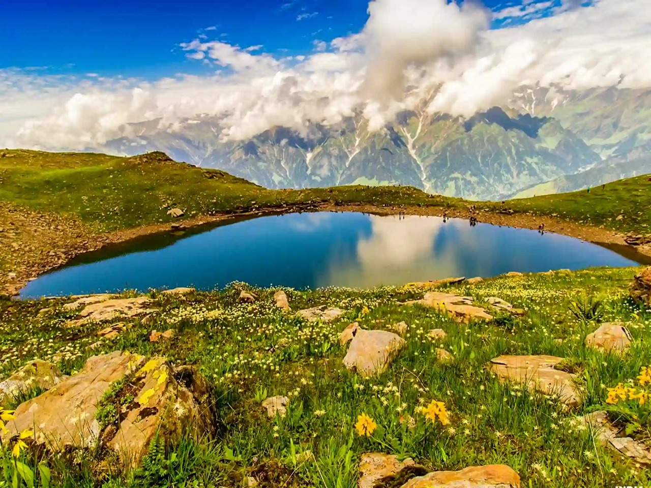 Trek to Bhrigu Lake: A Complete Guide!
