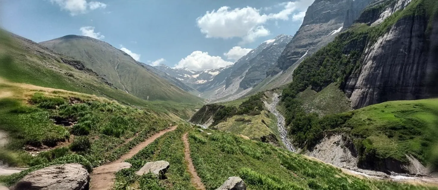 Buran Ghati Trek: Best Time To Visit