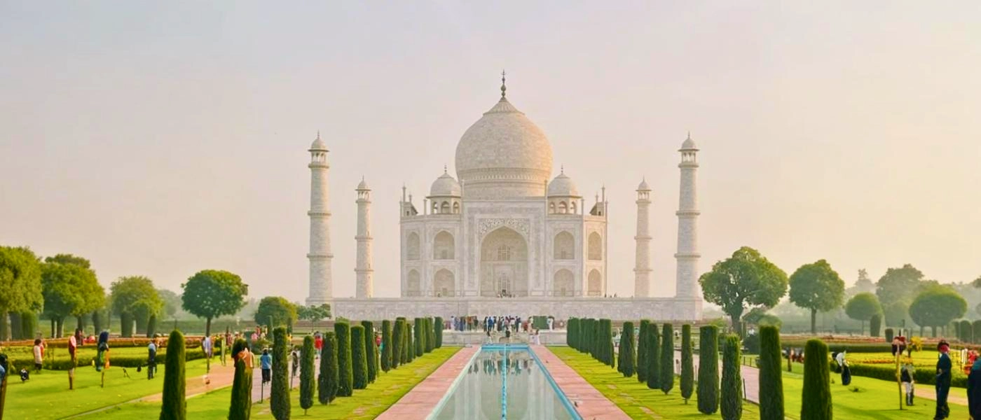 12 Best Things To Do in Agra