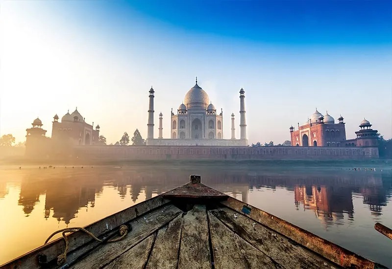 Places to Visit in Agra with Family