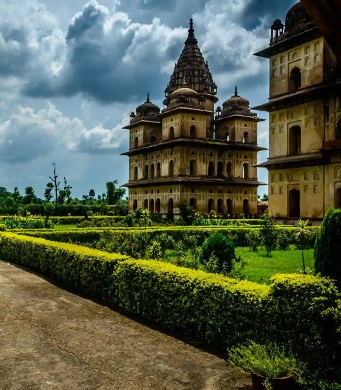 10 Days Madhya Pradesh Tour Package