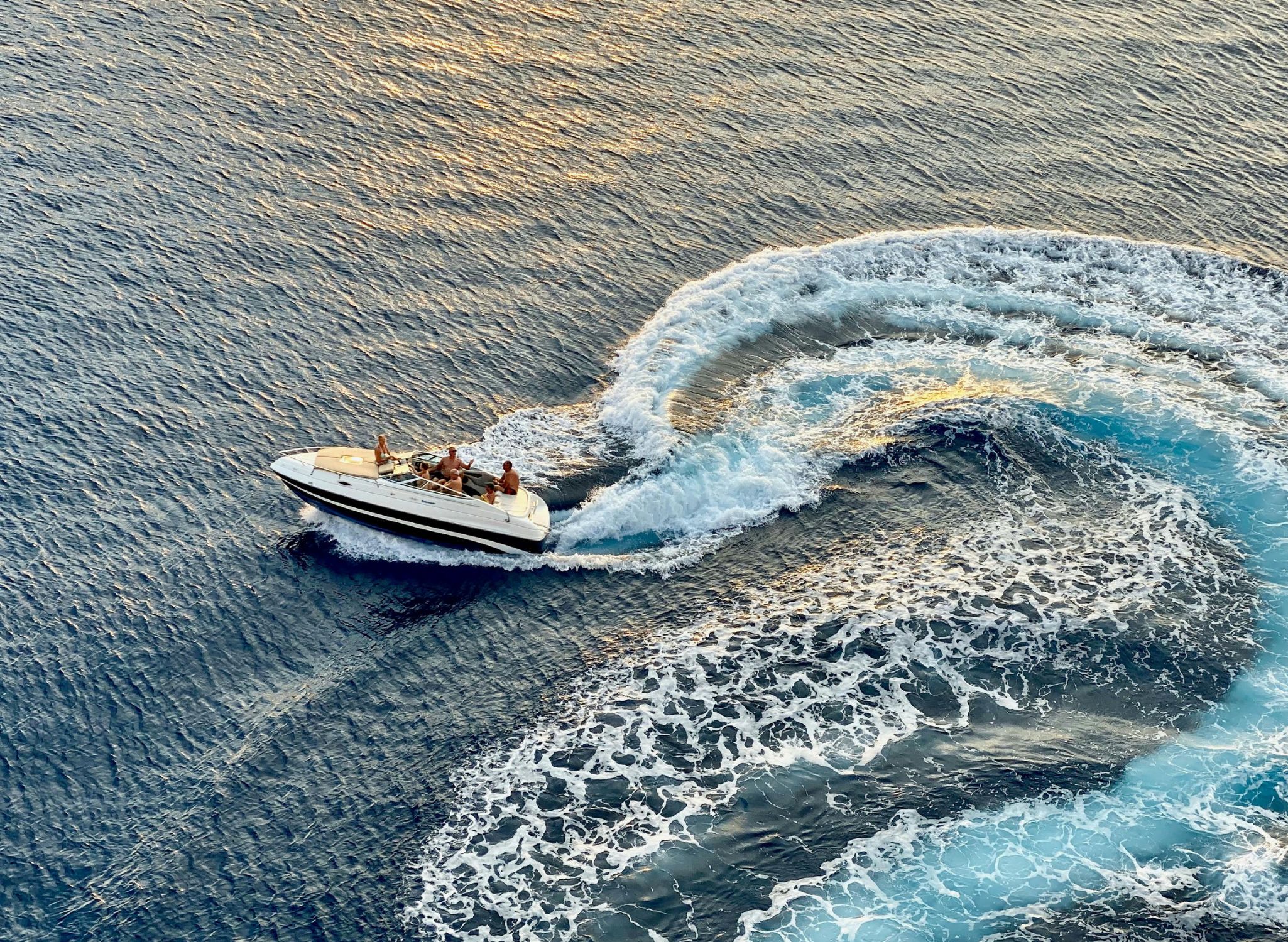 Speed Boat Ride in Colva Beach