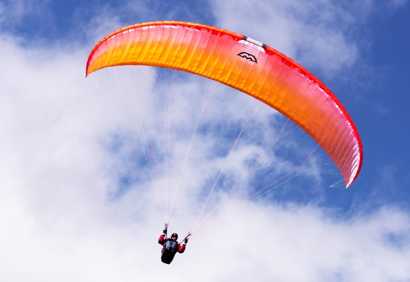 Paragliding in Varkala