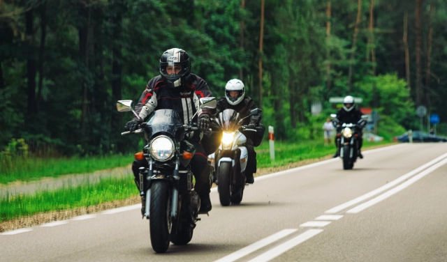 3 Days Delhi to Jaipur Motorcycle Tour