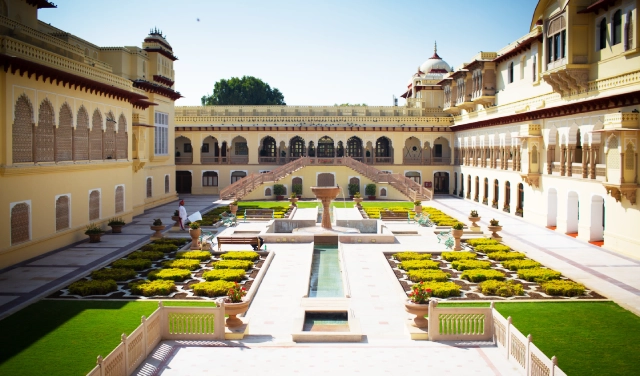 3 Days Delhi to Jaipur Motorcycle Tour