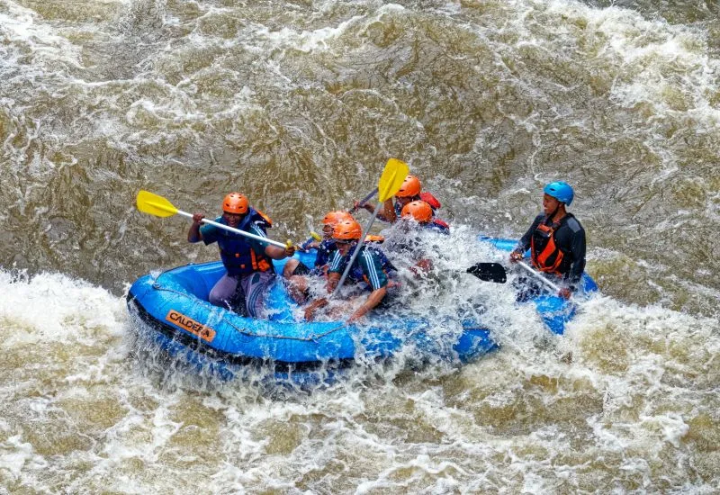 Iruvanjippuzha River Rafting