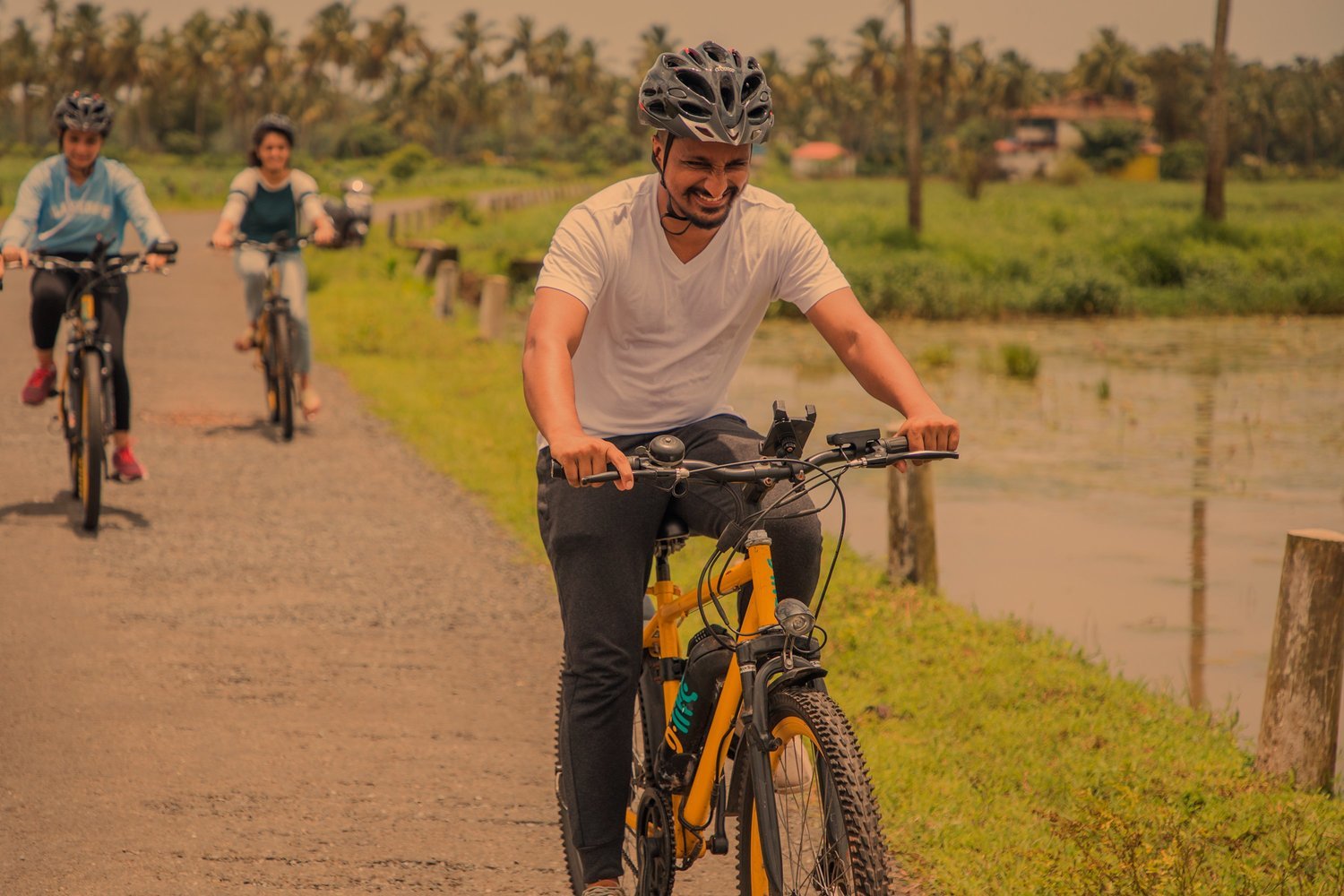 E Biking Tour in Benaulim Village