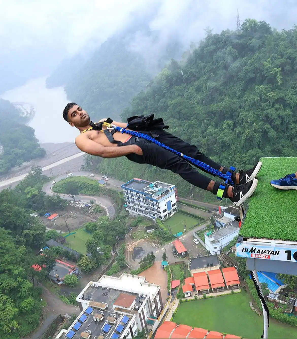 Bungee Jumping in Shivpuri, Rishikesh