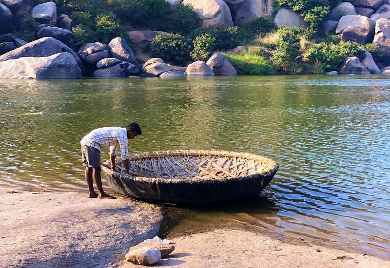 Coracle Boat Ride in Munnar