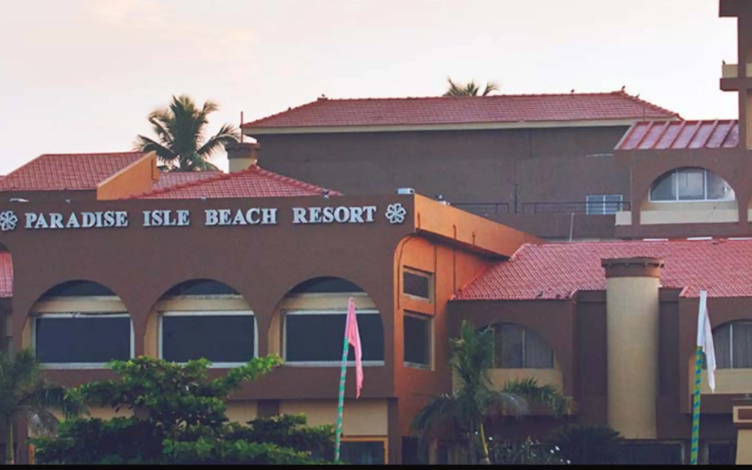 Day Outing at Paradise Isle Beach Resort