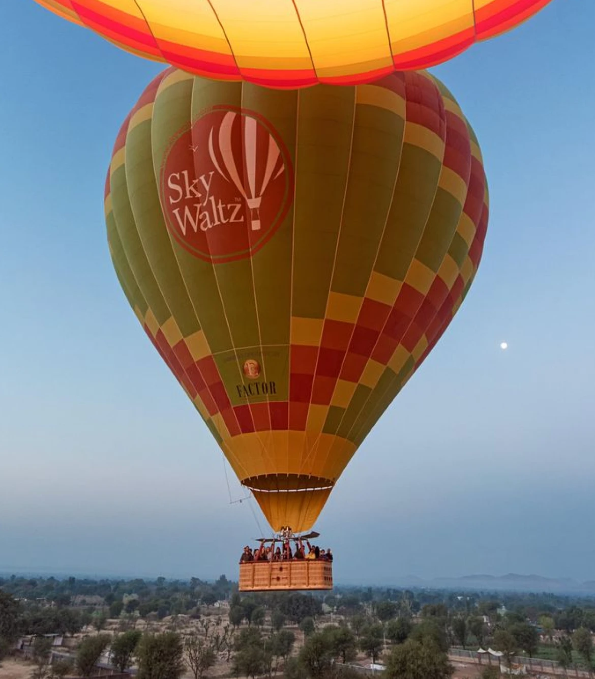 Hot Air Balloon Pachmarhi