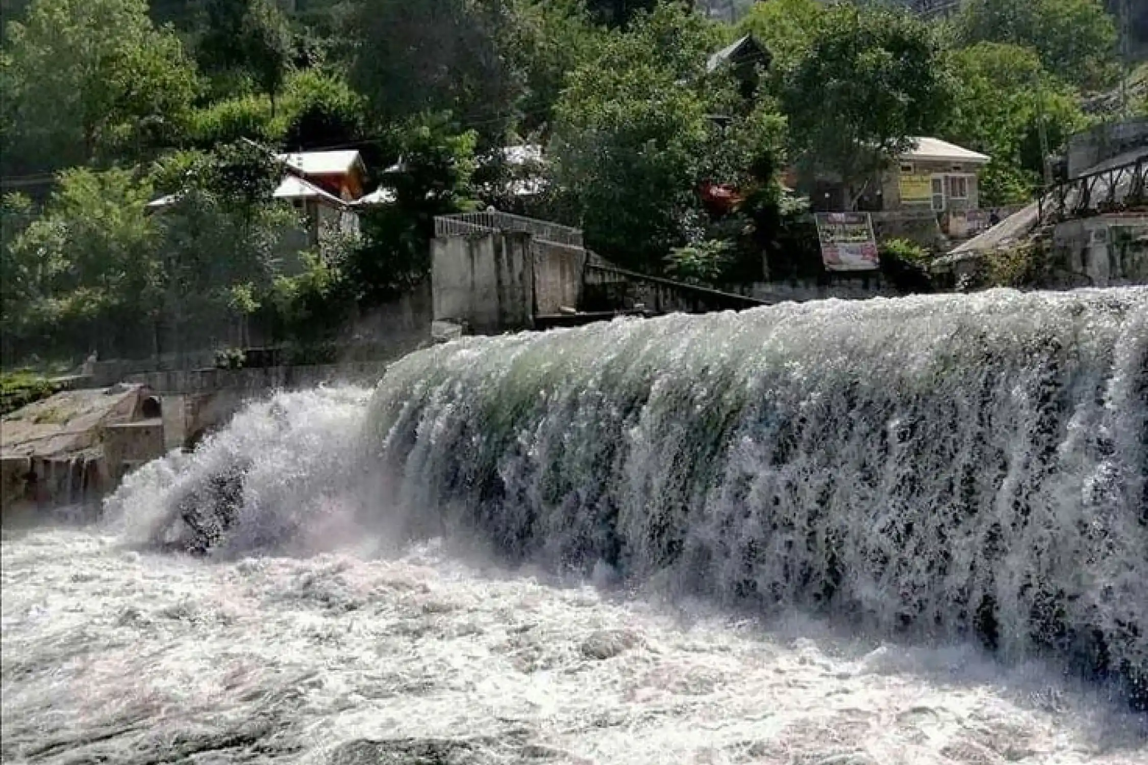 One Day Vadodara to Zarwani Waterfalls Trip