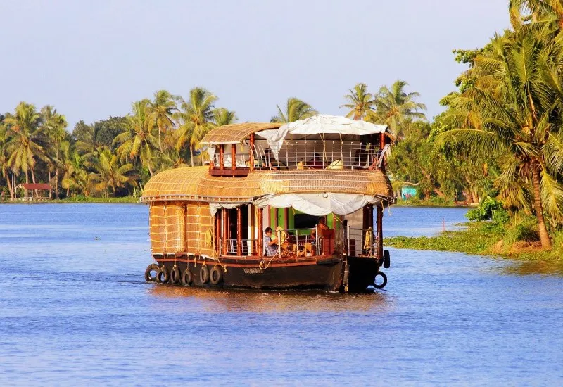 Boat House Pykara