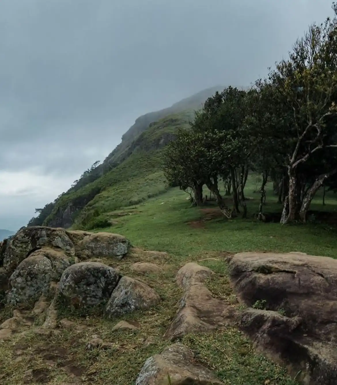 Trek to Karaparai