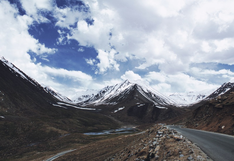 Manali to Leh Ladakh Sightseeing Tour Package