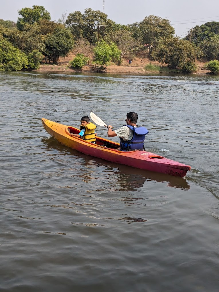 Kayaking in Kolad