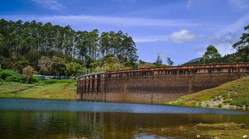 Day Excursion of Munnar Local with Kundala lake Boating by Cab