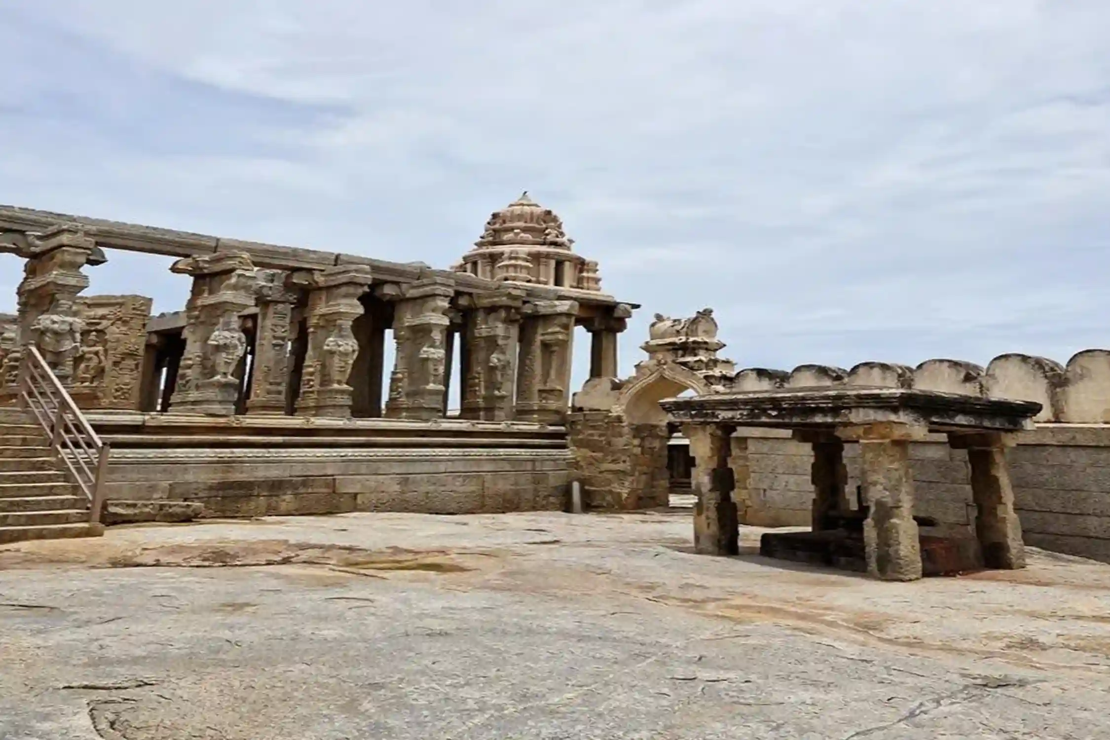 Lepakshi Day Trip from Bangalore