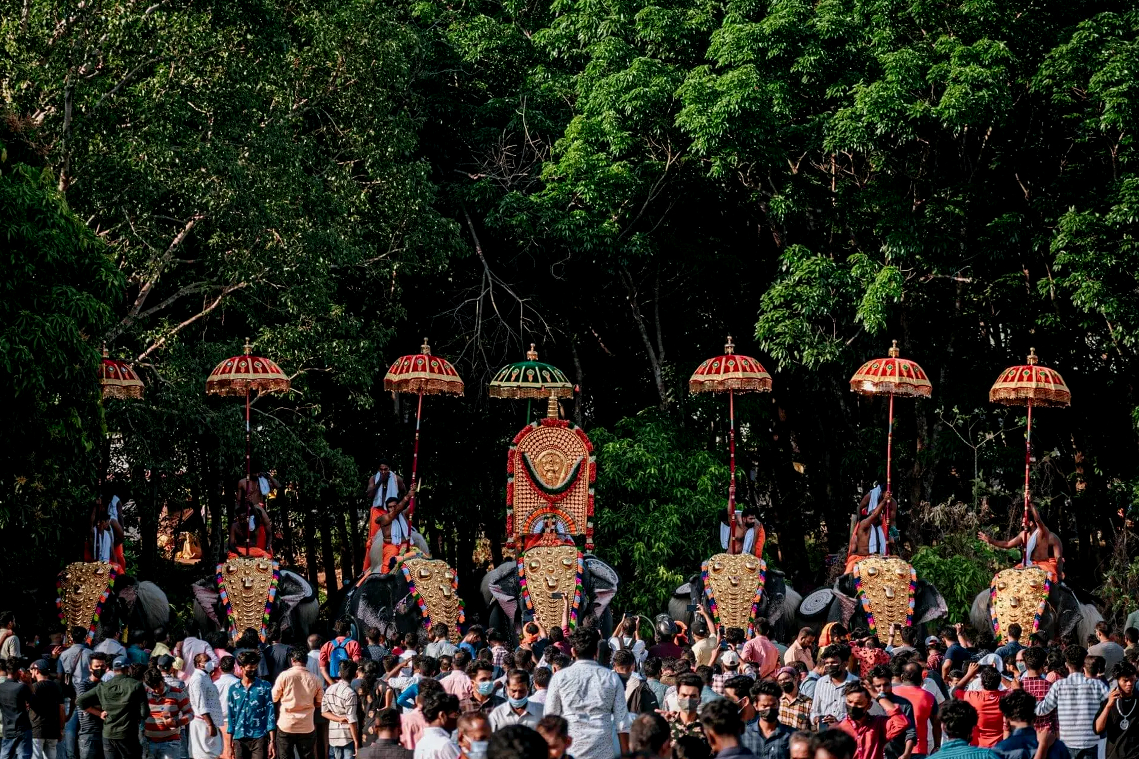 One Day Coimbatore to Thrissur and Guruvayur Trip