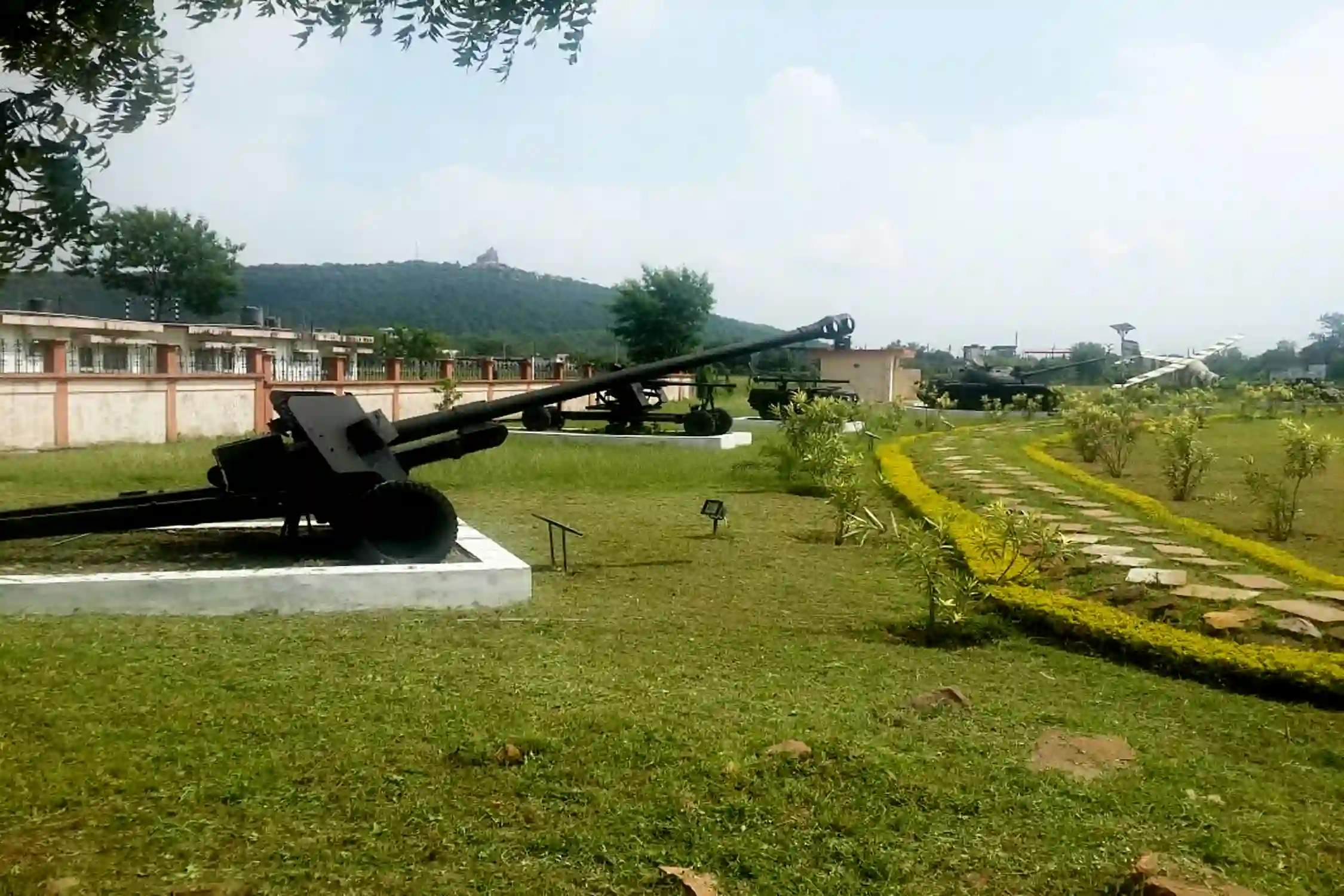 One Day Indore to Bhopal Trip by Cab