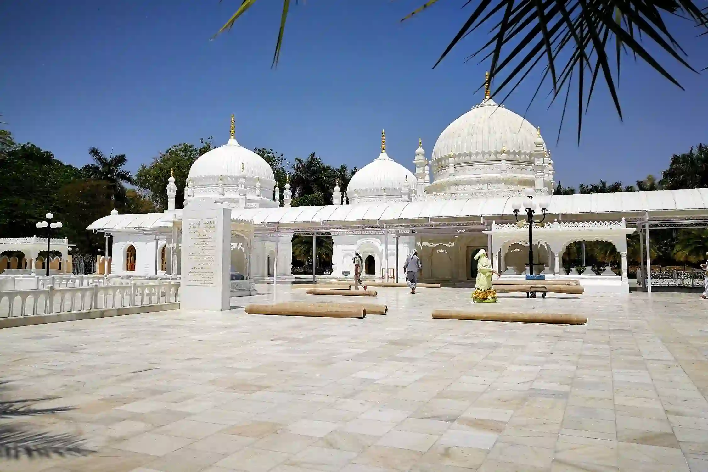 One Day Indore to Burhanpur Trip by Cab