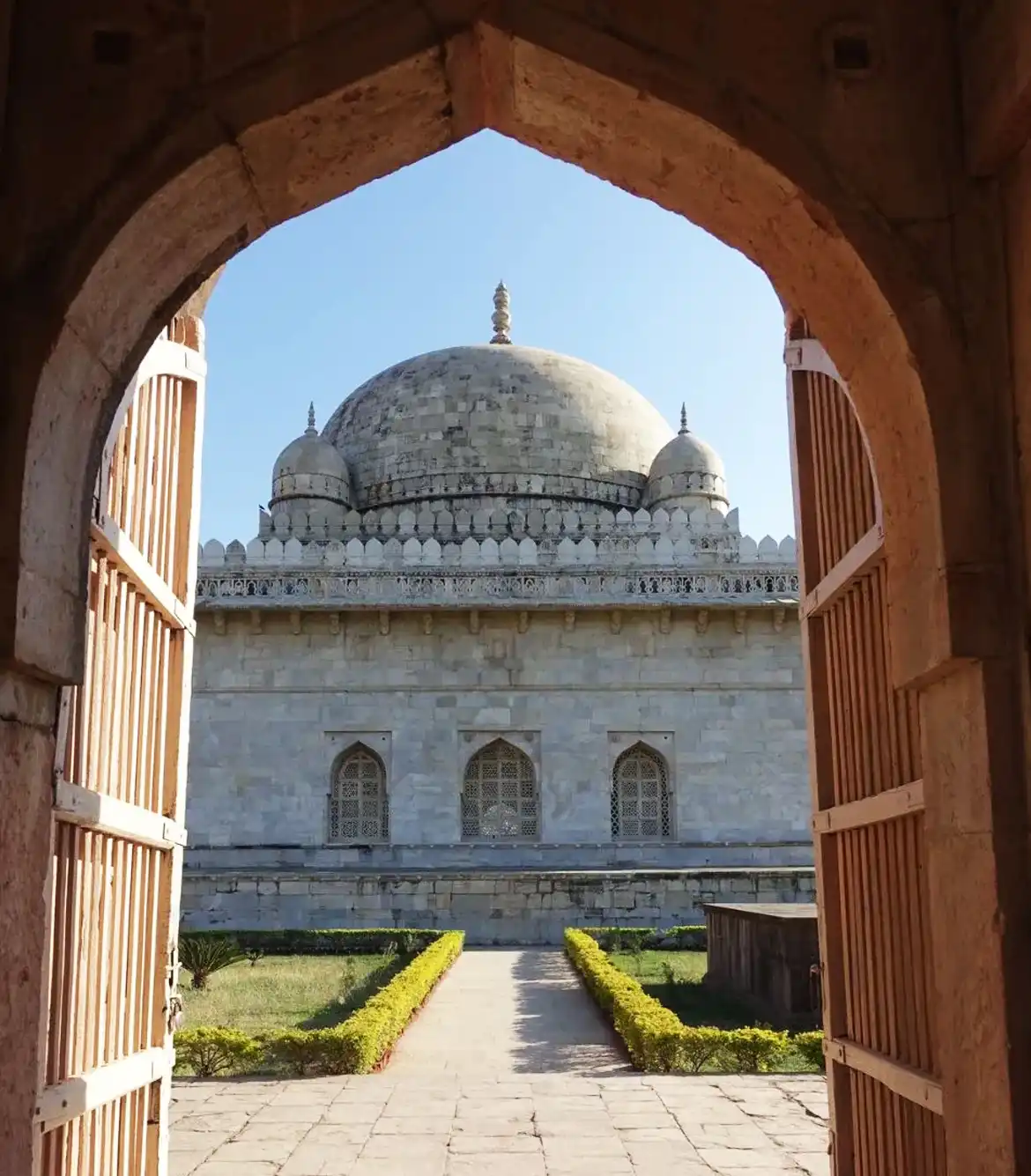 One Day Indore to Mandu Trip by Cab