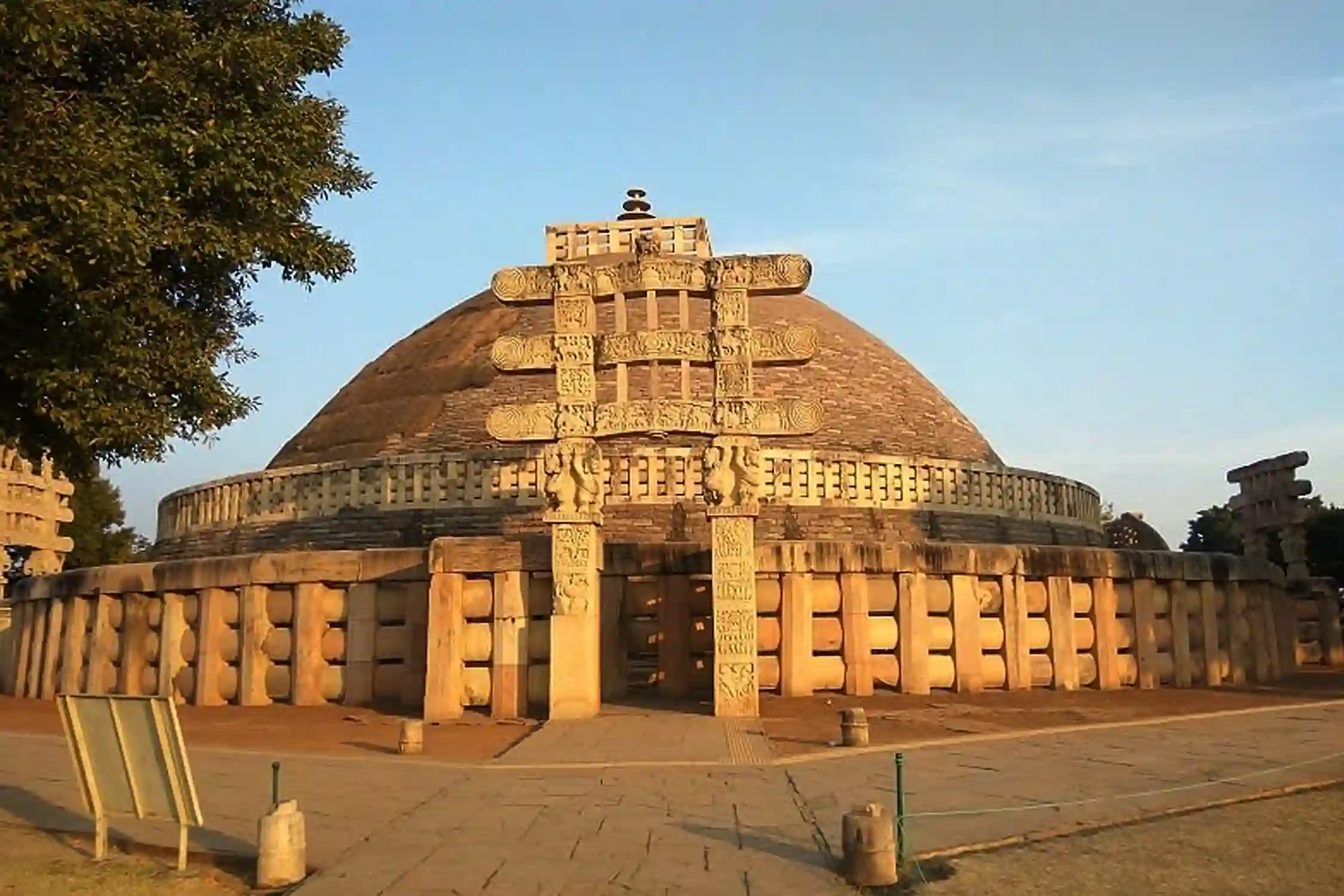 One Day Indore to Sanchi Trip by Cab