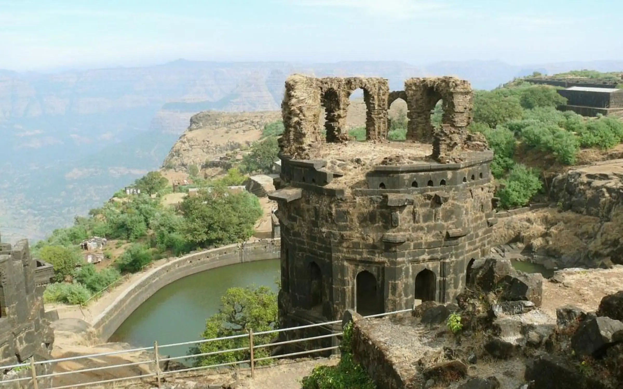 One Day Mumbai to Raigad Fort Trip by Cab