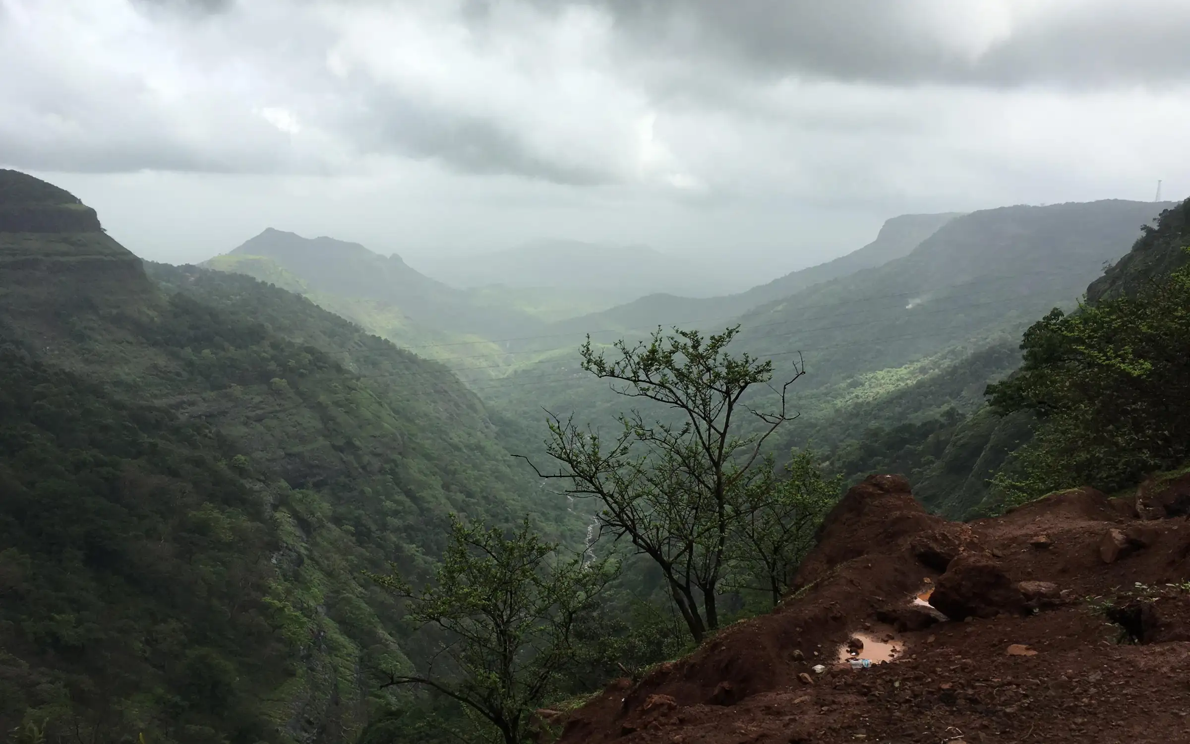 One Day Pune to Lonavala Trip by Cab with Khandala