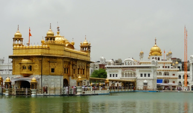 One Day Amritsar Local Sightseeing Packages