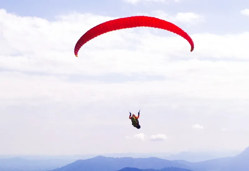 Kondapochamma Reservoir Paragliding