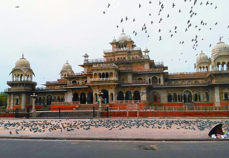 Delhi to Jaipur Tour Package by Bus