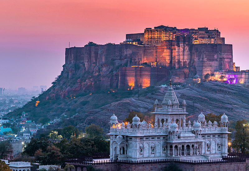 Udaipur and Jodhpur Sightseeing Tour in 7d6n