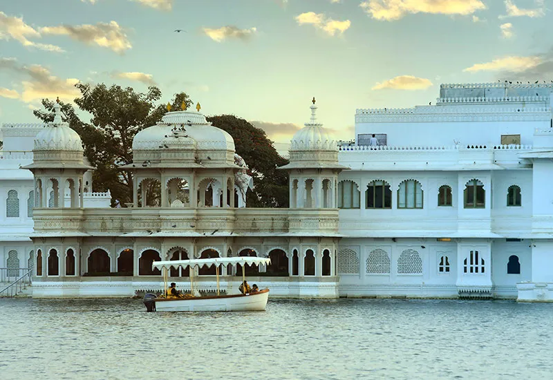 Half Day Udaipur Sightseeing Tour