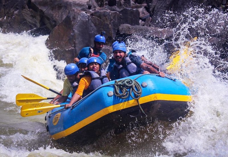 White Water Rafting and Cliff Jumping