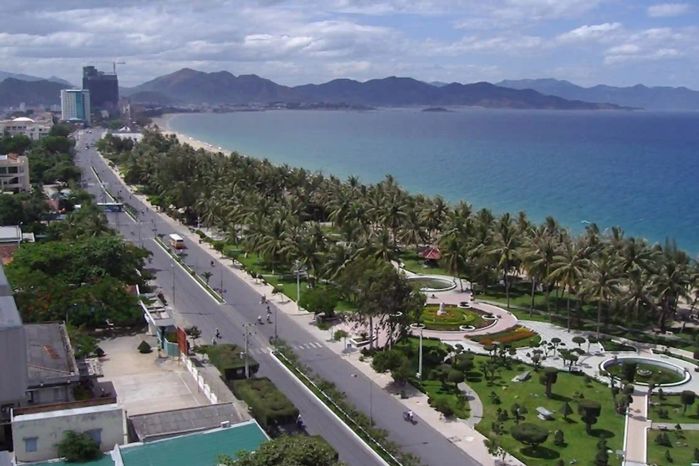 Scenic Vietnam Tour Package