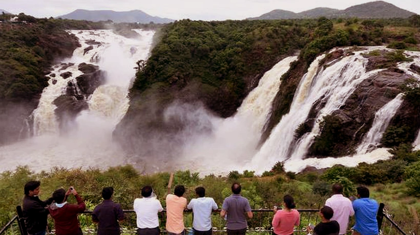 One Day Tour of Shivanasamudra Falls from Mysore by Car