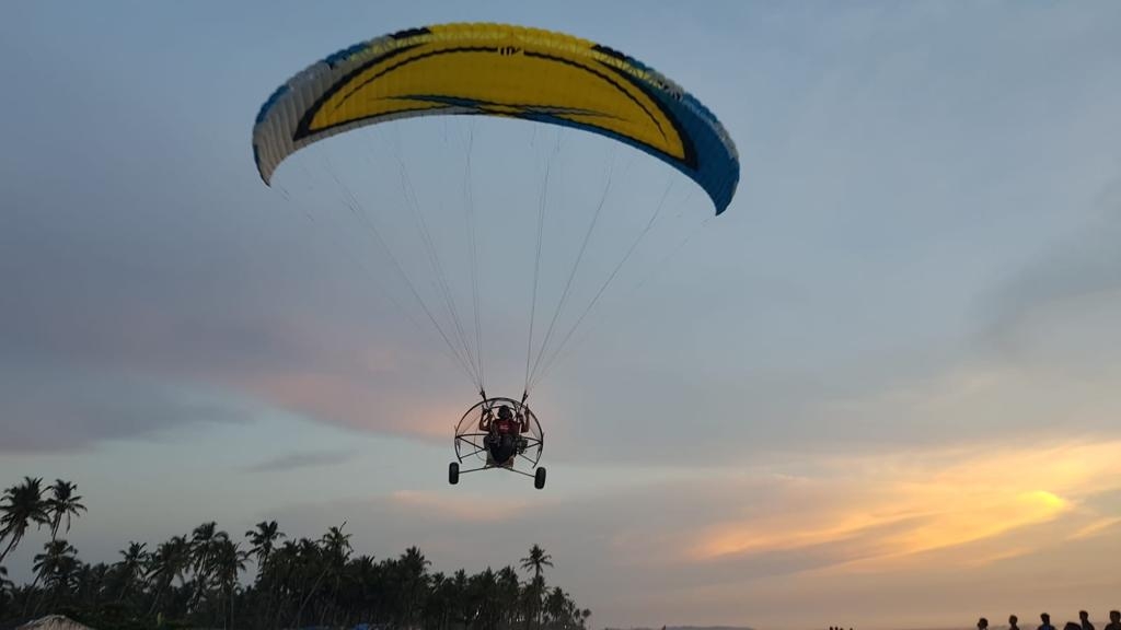 Motor Paragliding in Anjuna