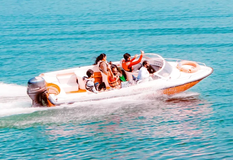 Anayirangal Dam Boating