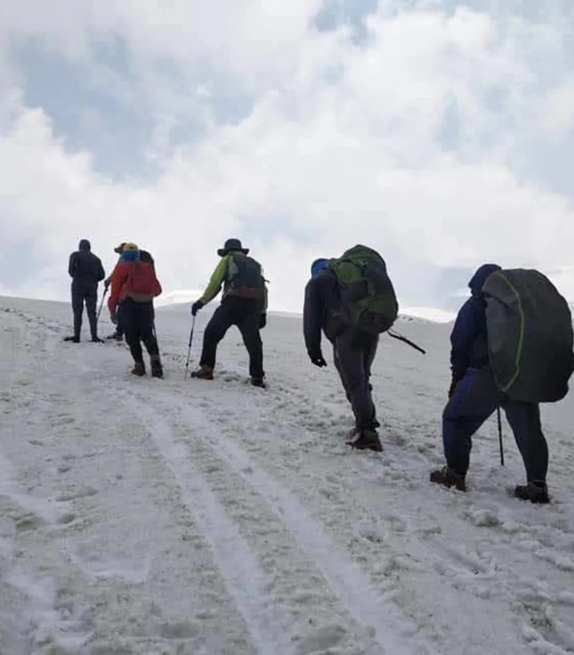 Sunderdhunga Devi Kund Trek