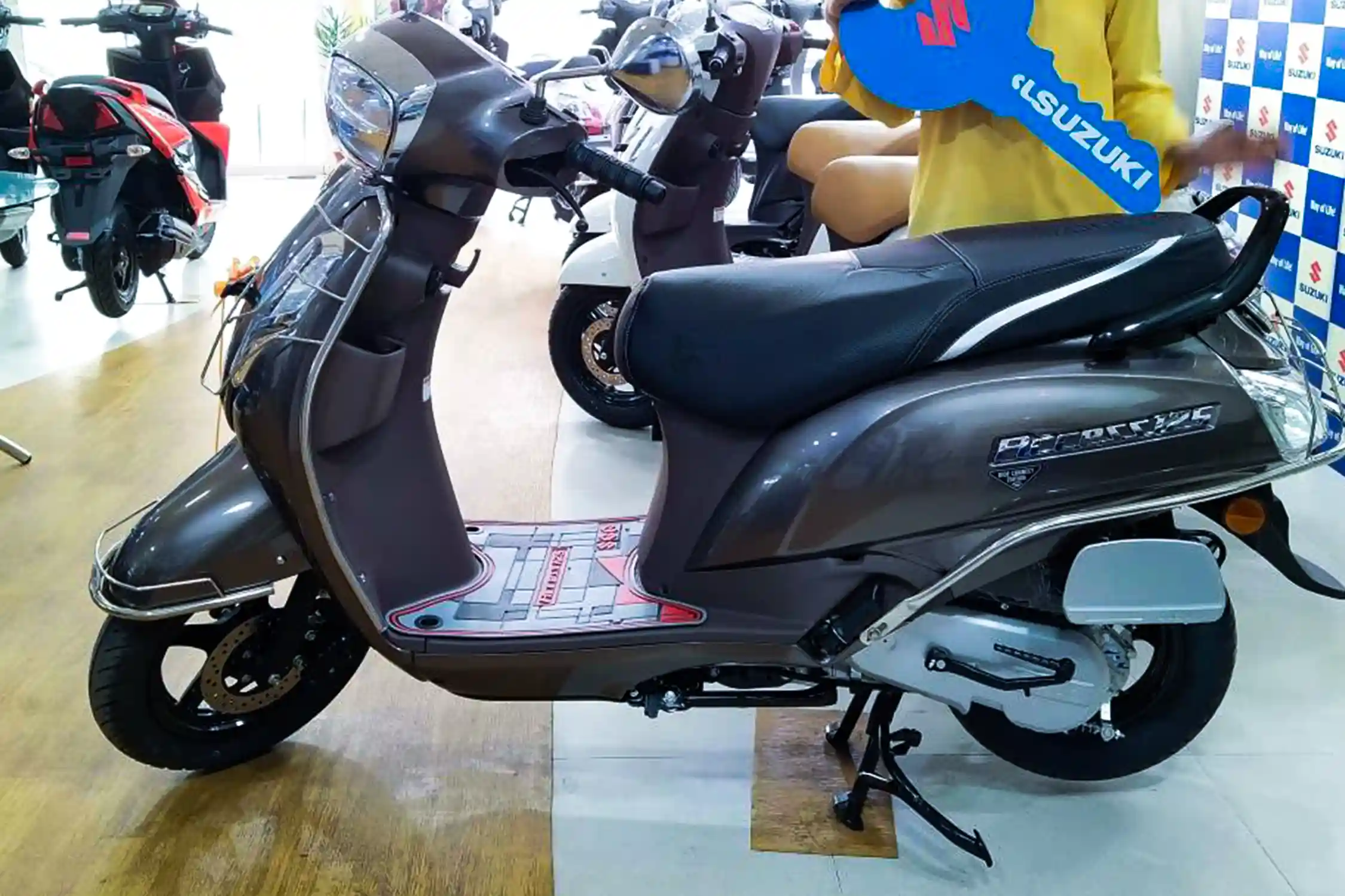 Bike on Rent in Bhuntar