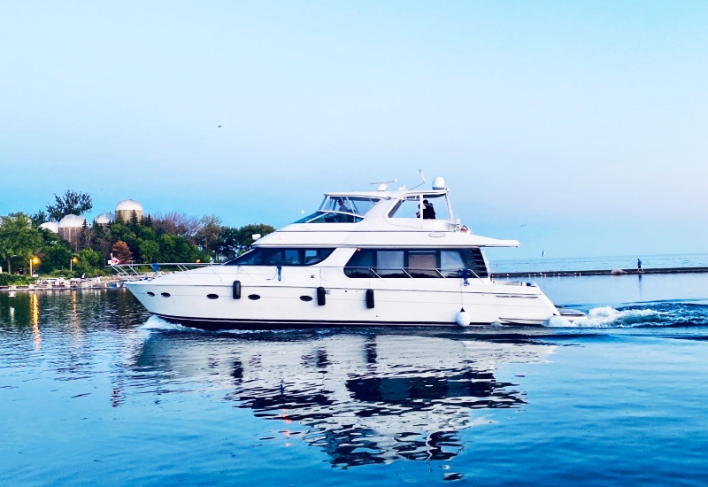 Luxury Yacht Experience In Mumbai