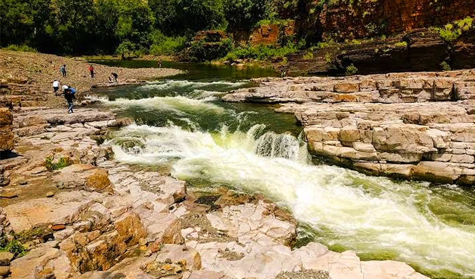 Chidiya Bhadak Waterfall Trek Indore