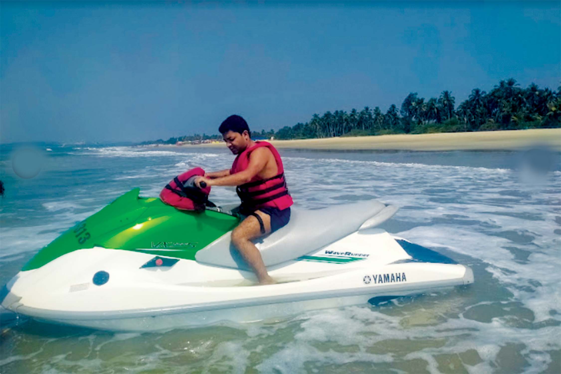 Jet Ski in Gonsua Beach